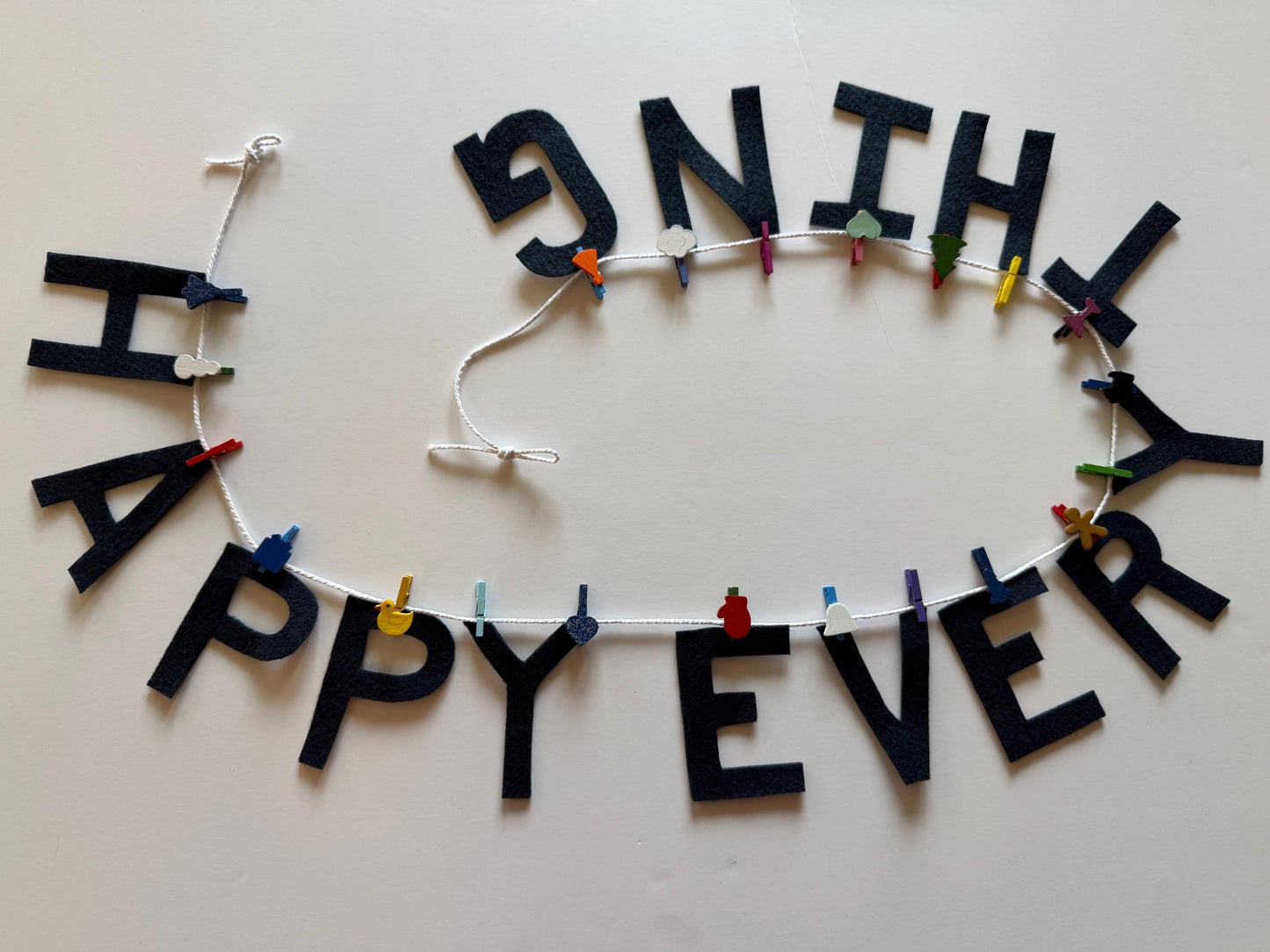 Happy Everything Banner Clothesline Garland for Holidays and Home Decoration