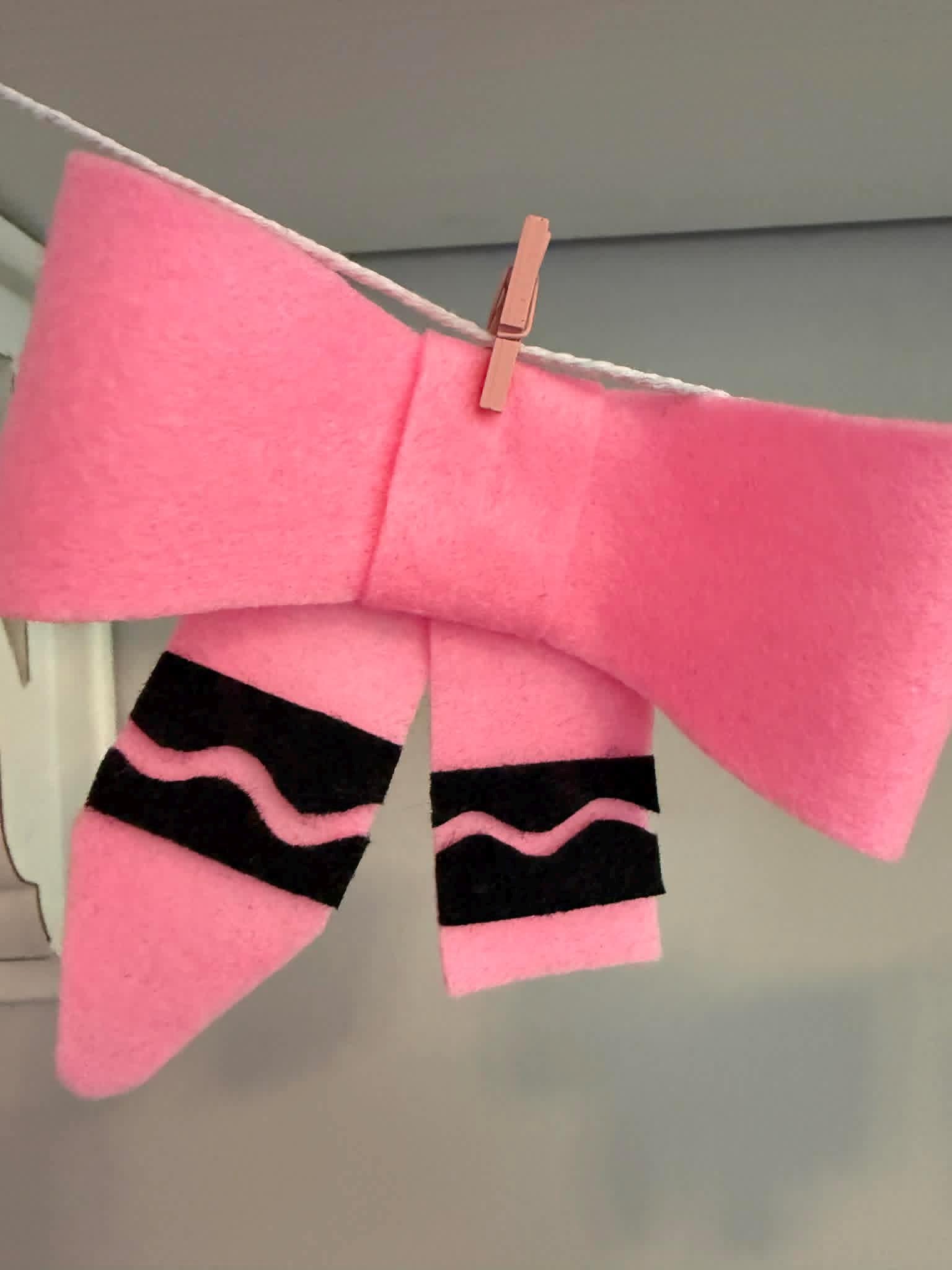 Crayon Bow Felt Garland, Pastel Classroom Banner, Art Bunting, Teacher Bulletin Board Wall Hanging Decoration