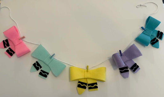 Crayon Bow Felt Garland, Pastel Classroom Banner, Art Bunting, Teacher Bulletin Board Wall Hanging Decoration