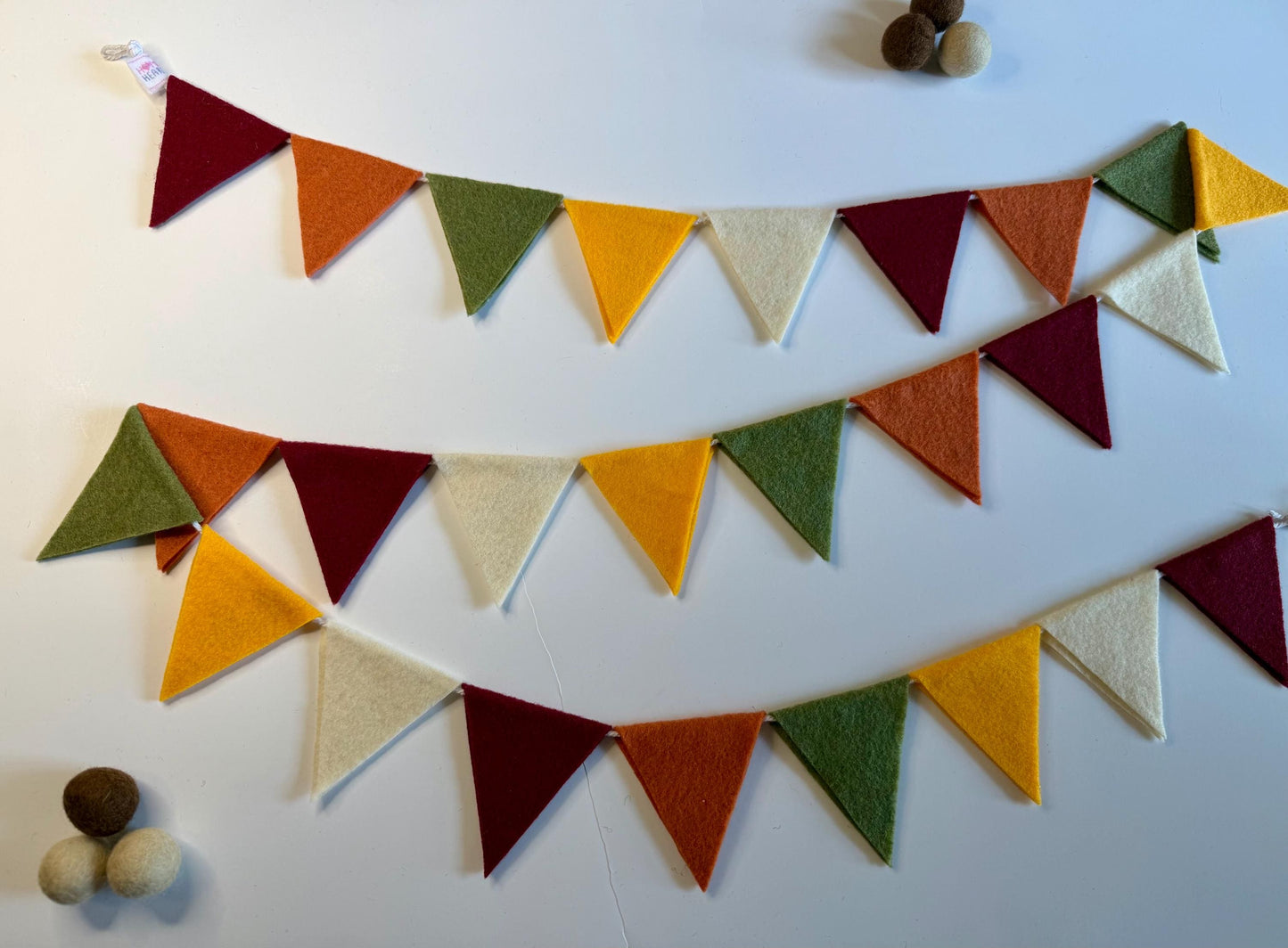 Fall Triangle Bunting, Autumn Colors Seasonal Flag Garland, Thanksgiving Banner, 6 feet long Felt Mantel Swag