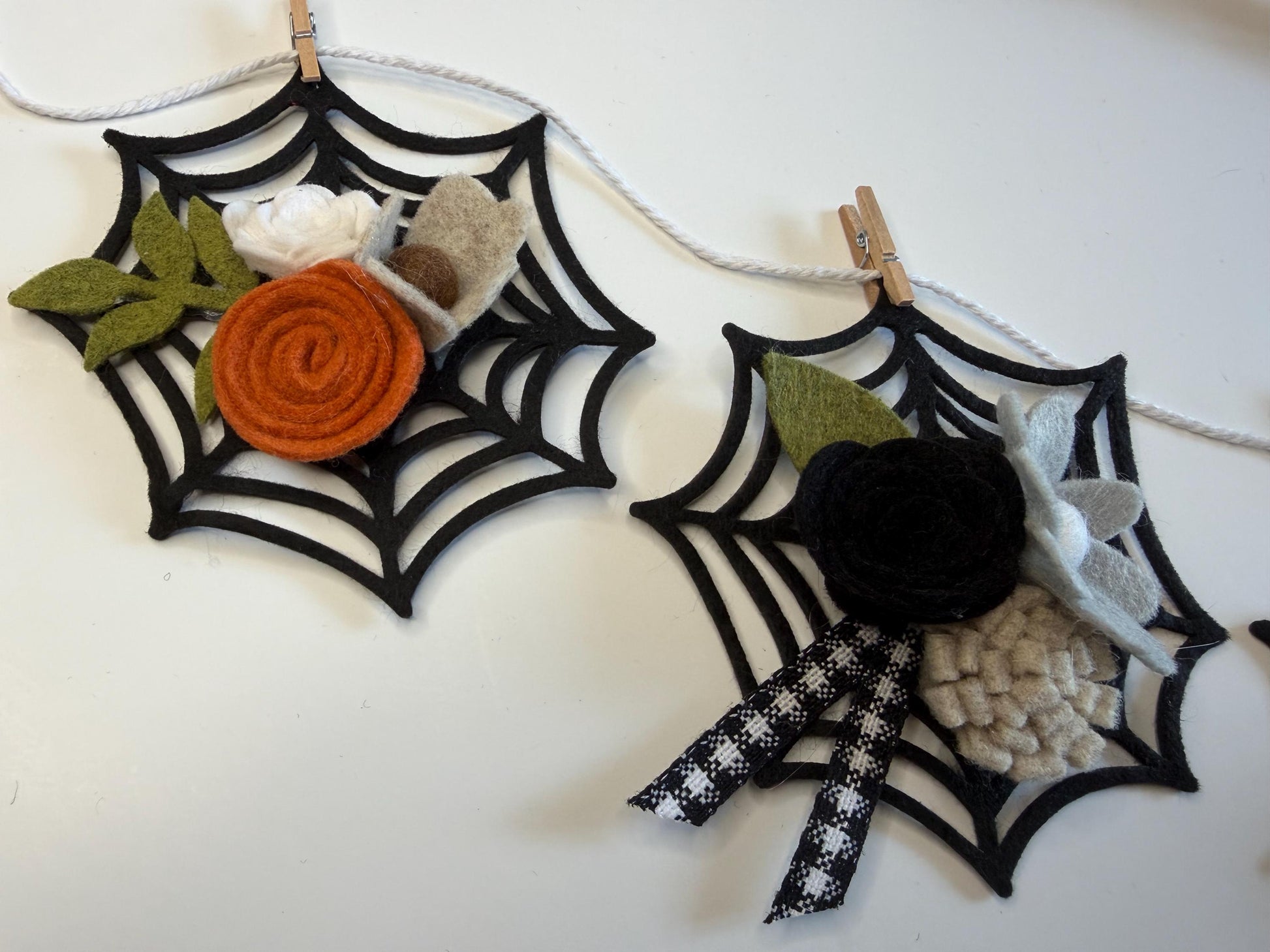 Halloween Spider Web Banner with Felt Flowers, Neutral Garland for October, Floral Bunting Wall Hanging for Decoration