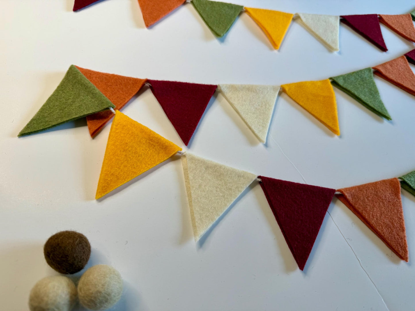 Fall Triangle Bunting, Autumn Colors Seasonal Flag Garland, Thanksgiving Banner, 6 feet long Felt Mantel Swag