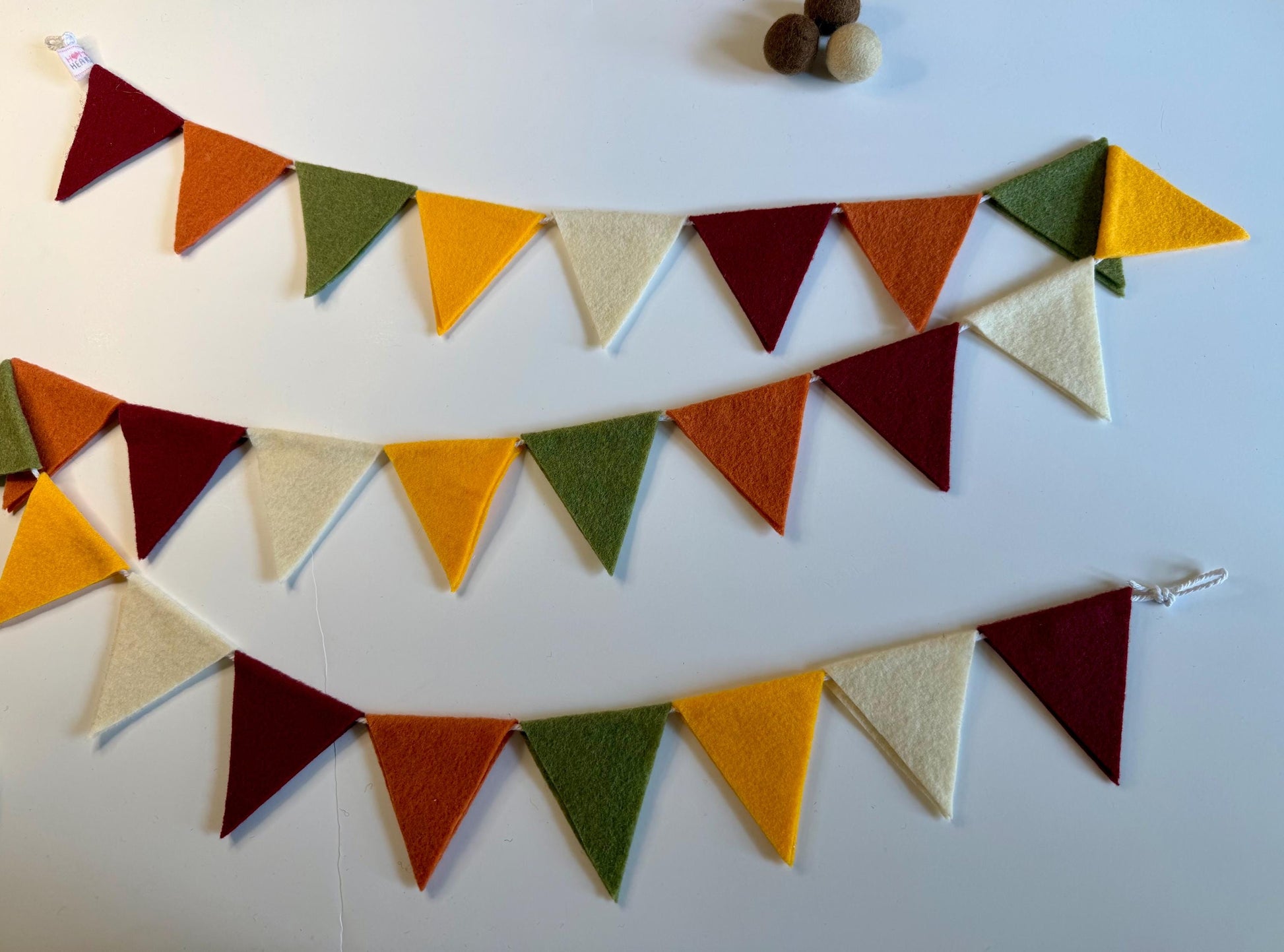 Fall Triangle Bunting, Autumn Colors Seasonal Flag Garland, Thanksgiving Banner, 6 feet long Felt Mantel Swag