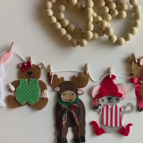 Christmas Animals Banner, Holiday Garland, December Bunting, Wall Hanging Decoration for Fireplace Mantel or Shelf