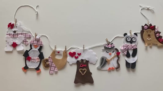 Winter Animals Banner Valentine’s Arctic Garland February Bunting Wall Hanging Decoration
