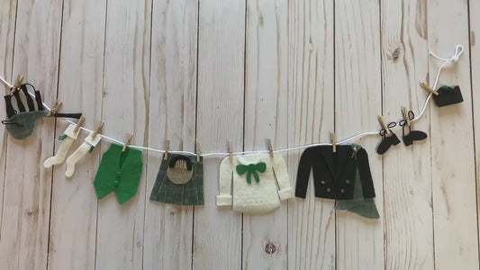 Scottish Bagpiper’s Clothesline Banner, Irish Kilt Miniature Felt Garland, Wall Hanging Decoration for St. Patrick’s Day