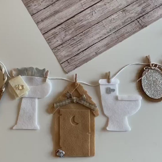 Bathroom Miniature Felt Banner, Outhouse Garland, Toilet Room Wall Hanging, Bathtub Clothesline for the Restroom Decoration