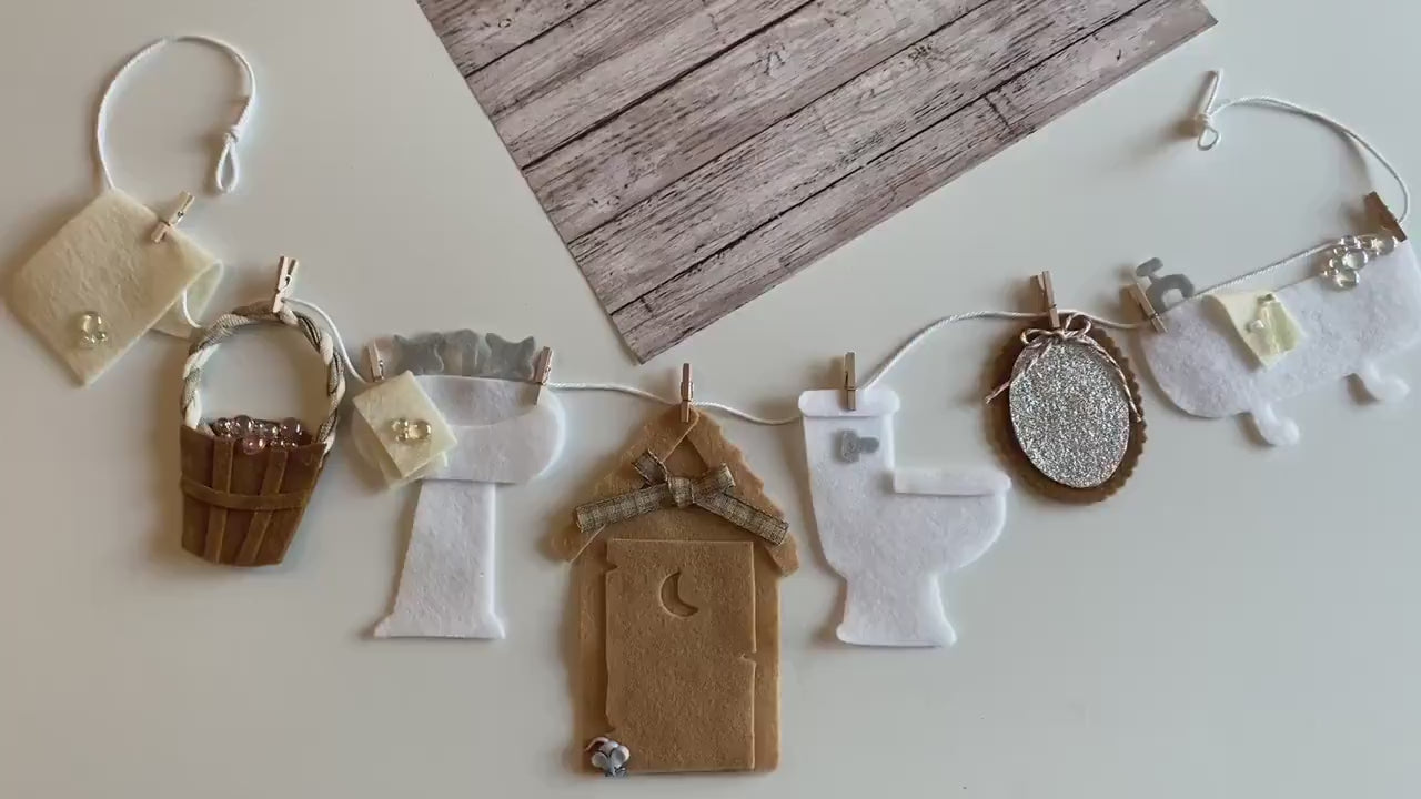 Bathroom Miniature Felt Banner, Outhouse Garland, Toilet Room Wall Hanging, Bathtub Clothesline for the Restroom Decoration