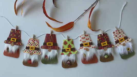Thanksgiving Pilgrim Gnomes with Beards Felt Miniature Banner Garland Bunting Wall Hanging Decoration