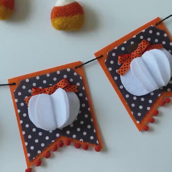 White Pumpkin Polka-dot Halloween Felt Banner Garland Autumn Bunting Pennant Flag for Decoration