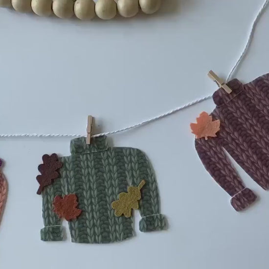 Fall Felt Faux Knitted Sweater Banner with Leaves Autumn Miniature Clothesline Wall Hanging Bunting Decoration