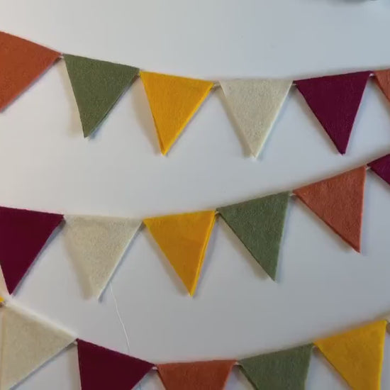 Fall Triangle Bunting, Autumn Colors Seasonal Flag Garland, Thanksgiving Banner, 6 feet long Felt Mantel Swag