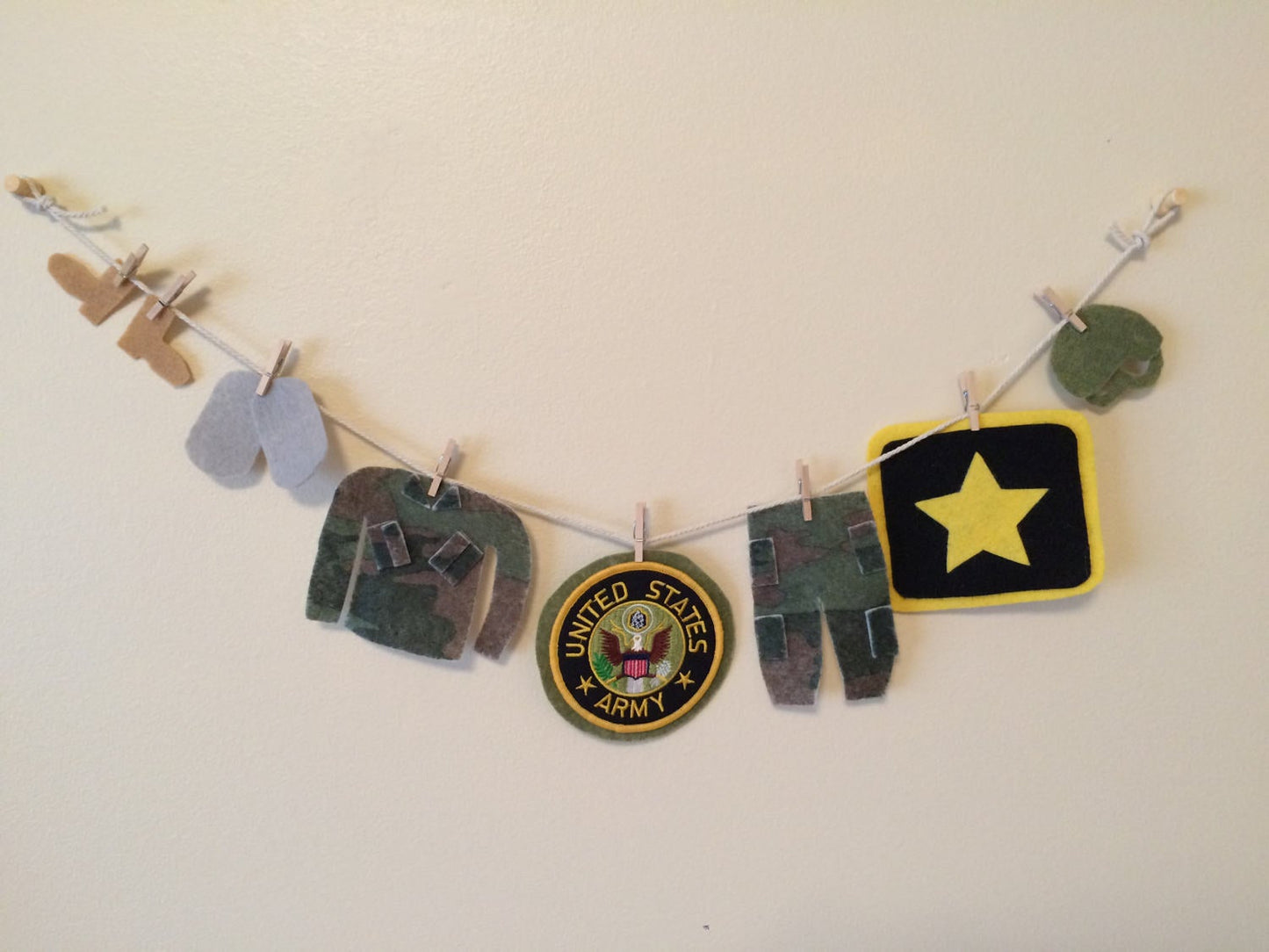 United States Army Miniature Felt Clothesline