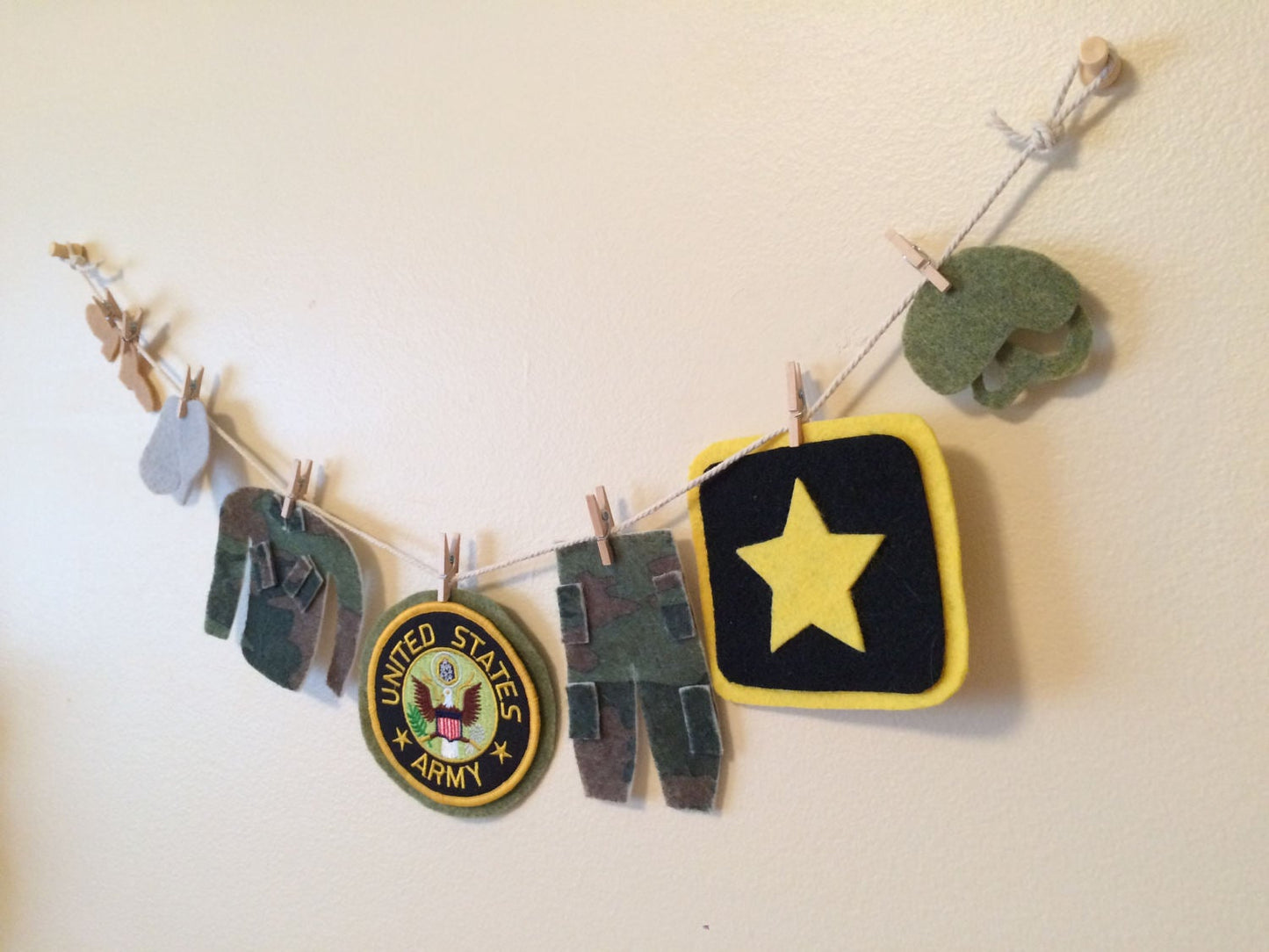 United States Army Miniature Felt Clothesline