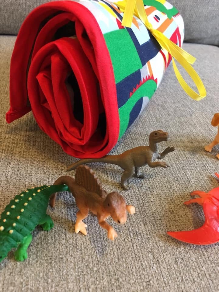 Dinosaur Playmat: Felt Mat with Dinosaur Toys