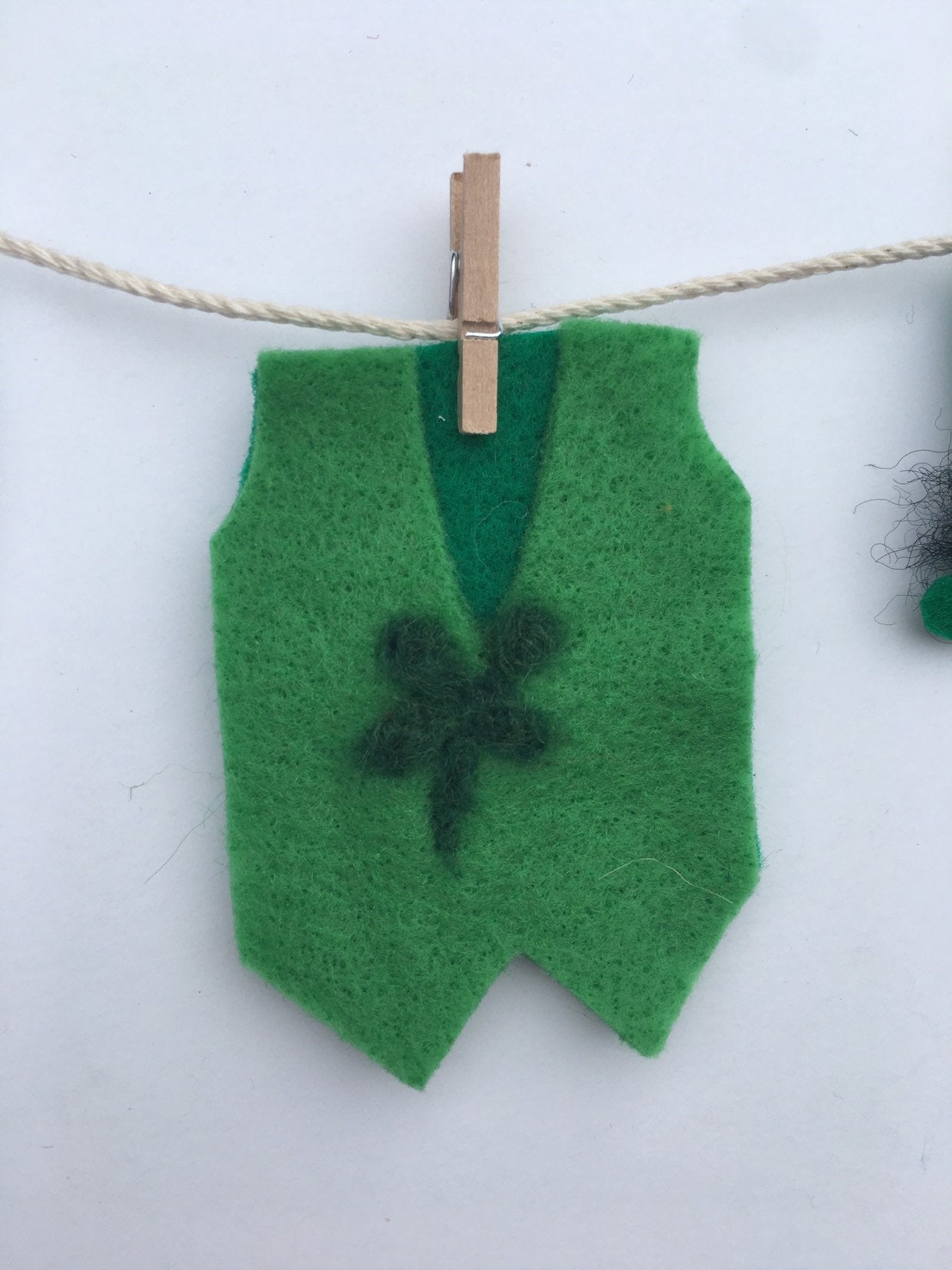 Miniature Felted Leprechaun's Clothesline Banner Decoration St. Patrick's Day Bunting Garland Wall Hanging