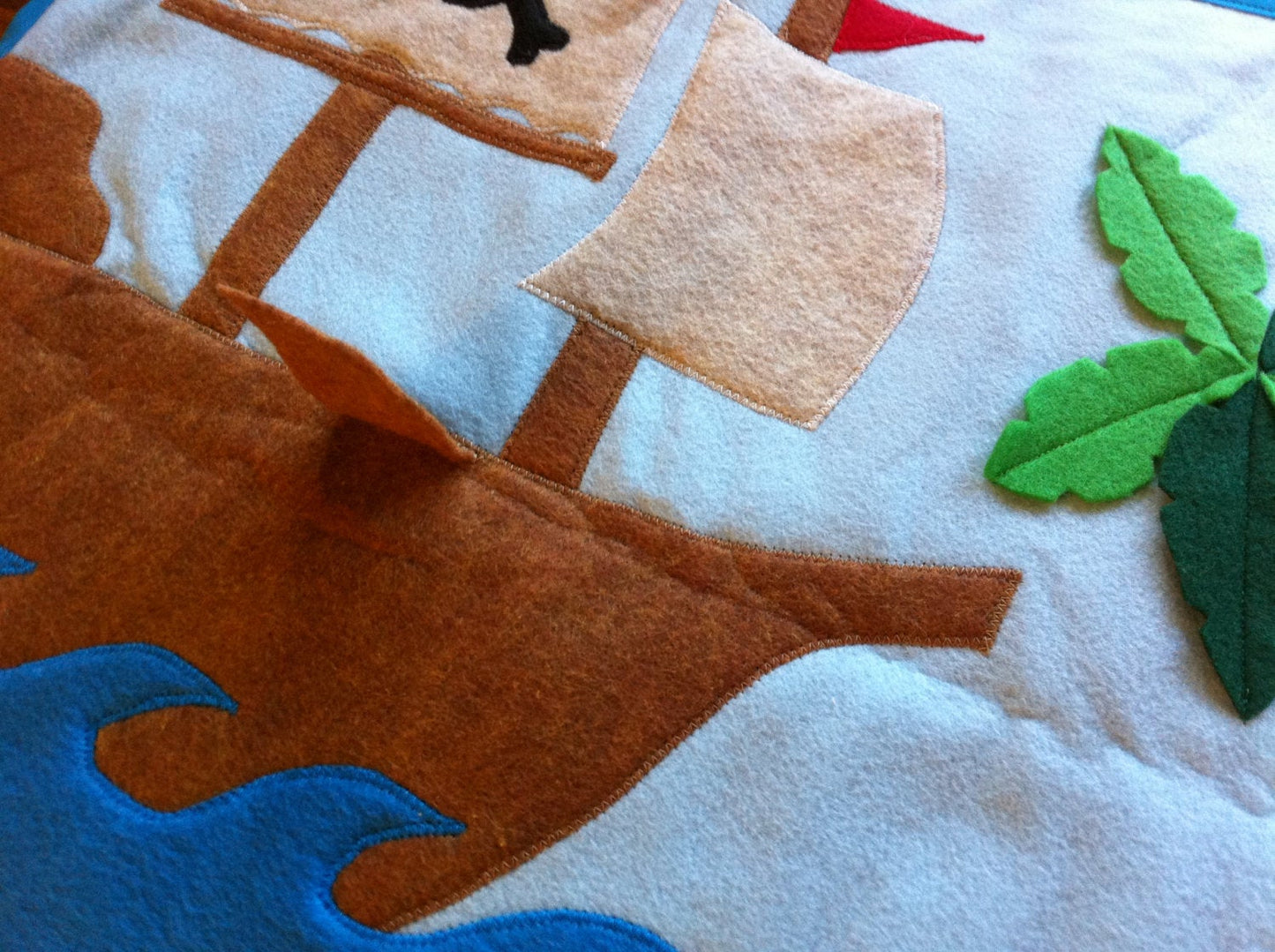 Felt Pirate Play Mat: A Roll-Up Felt Board with Pirate Toys
