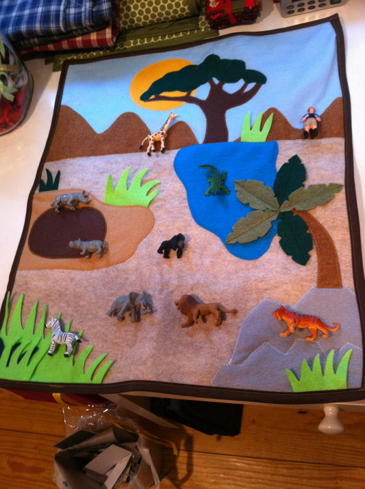 Felt Safari Playmat: A Roll-up Safari Animal Themed Playmat with toys